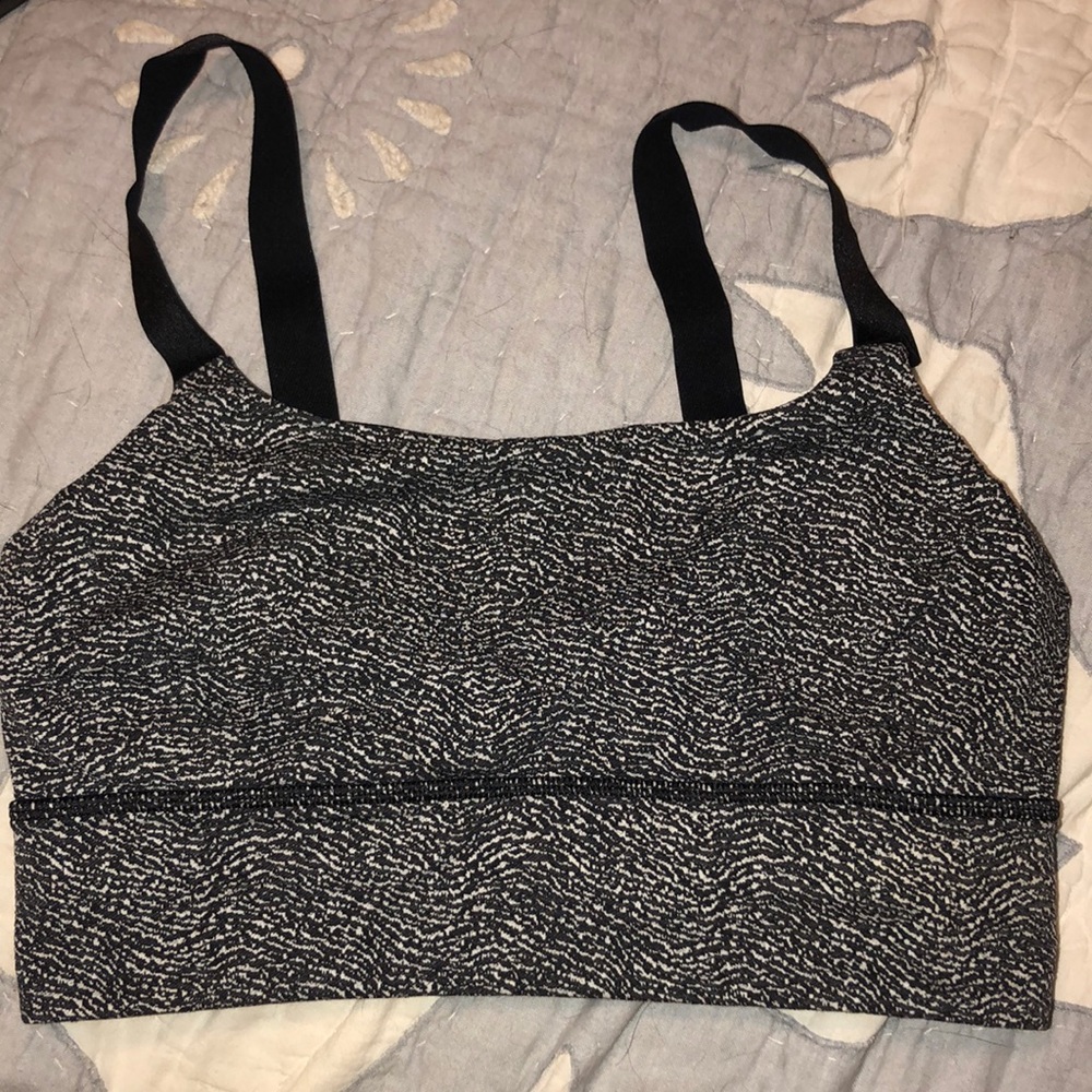 lululemon heathered gray sports bra. Size 6